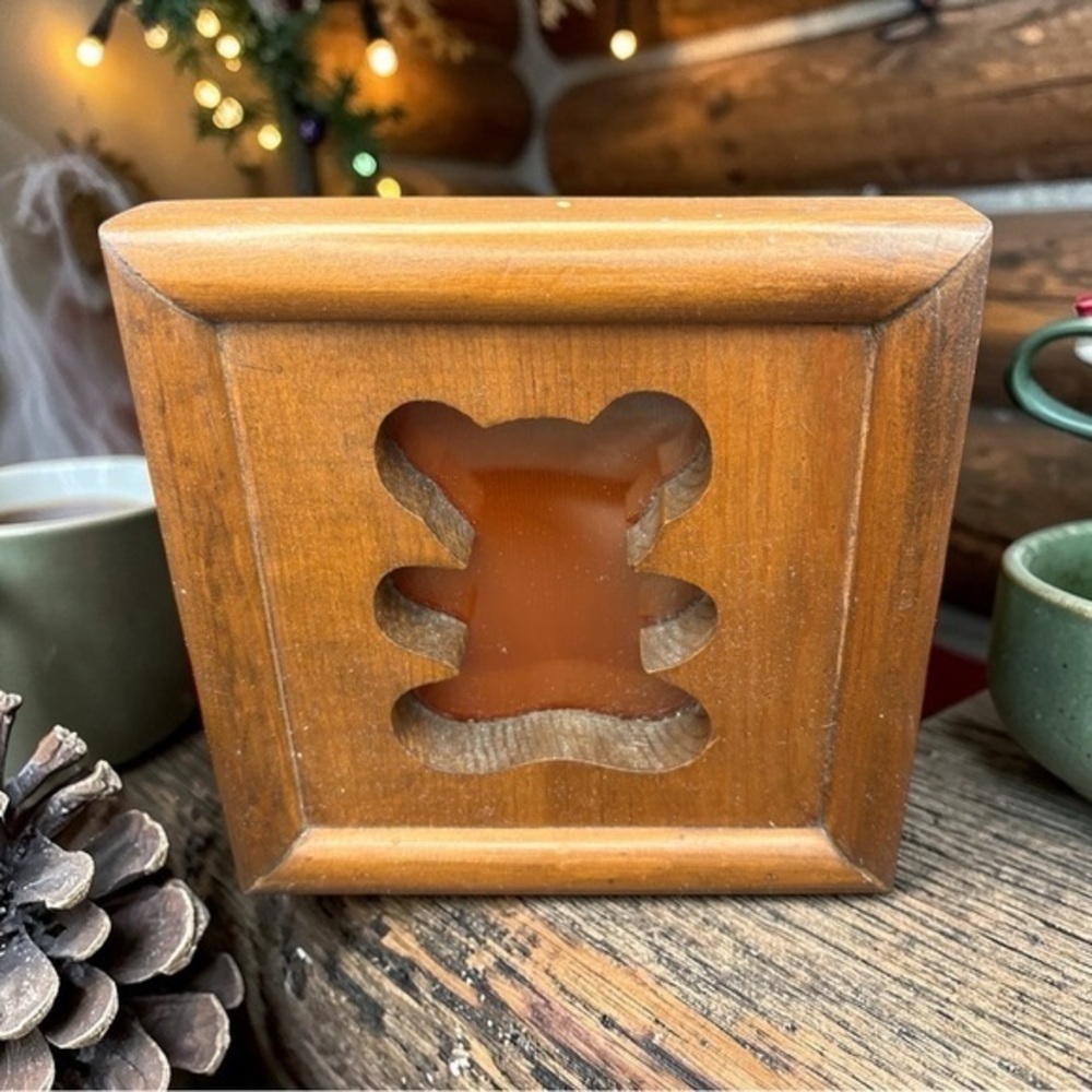 Vintage 1970 Wooden Wall Hanging Teddy Bear Carved Cutout W/Glass Decor EUC 6x6”